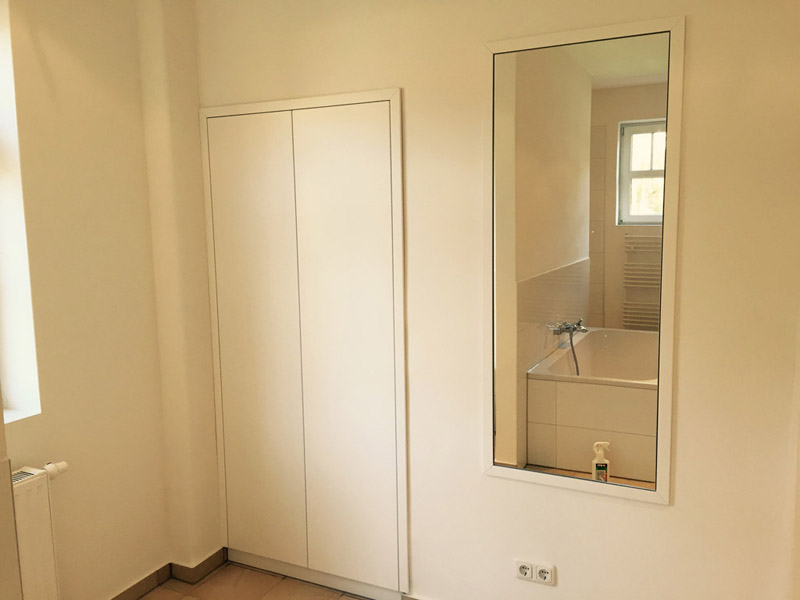 platzsparender Arbeitstisch