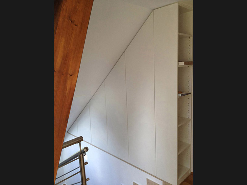 Arbeitstisch mit Rundbogen