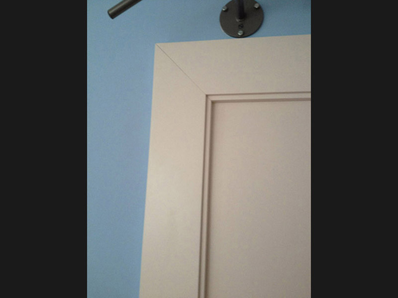 Arbeitstisch mit Rundbogen