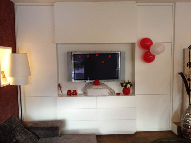 Arbeitstisch mit Rundbogen